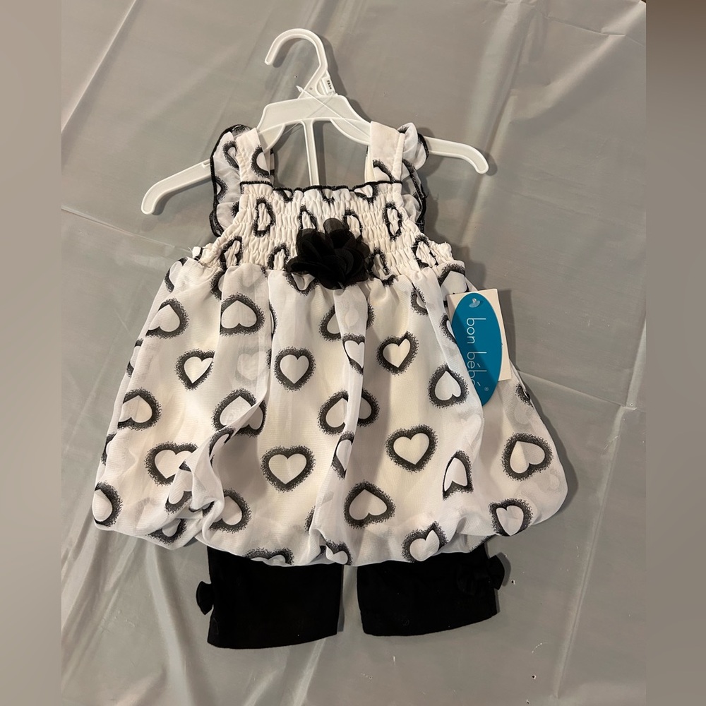 One-Piece‎ Bubble By Bon Bebe 12 Months Black & White Hearts NWT Easter Spring